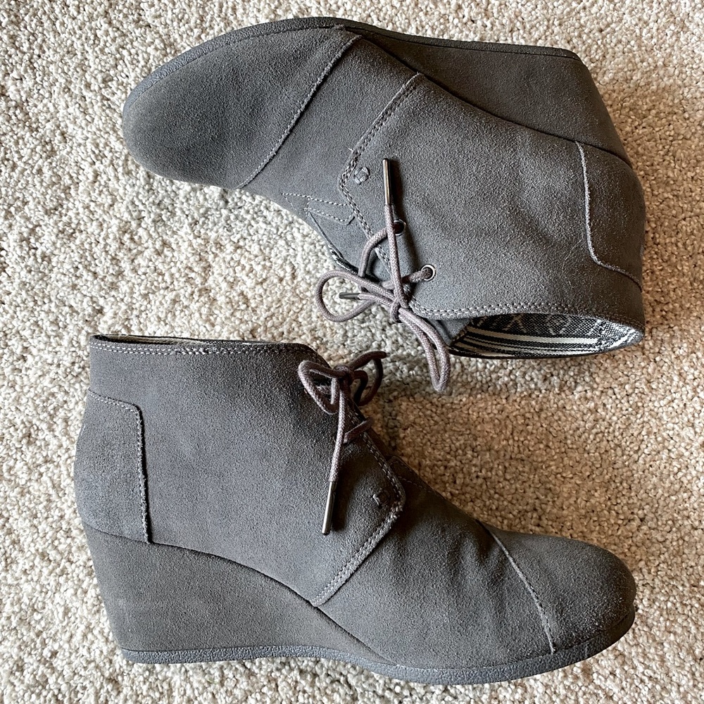 Tom's Booties